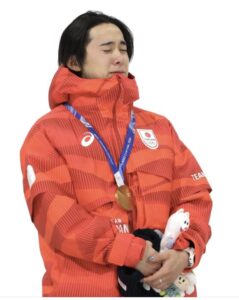 Yuto Totsuka's tears at the award ceremony! The truth behind his mother's promise in his gold nails