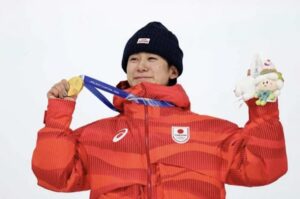 Yuto Totsuka's fingertips shine at the awards ceremony! His determination to win a gold medal, as promised to his mother